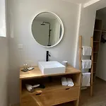 Limone, Отель типа 
