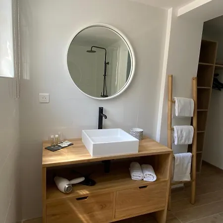 Limone, Bed & Breakfast